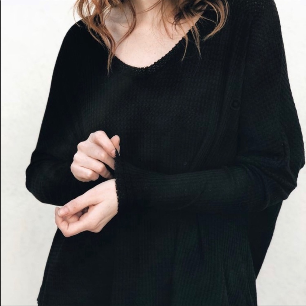 Carly Jean Los Angeles “Leah” Black Waffle Tunic